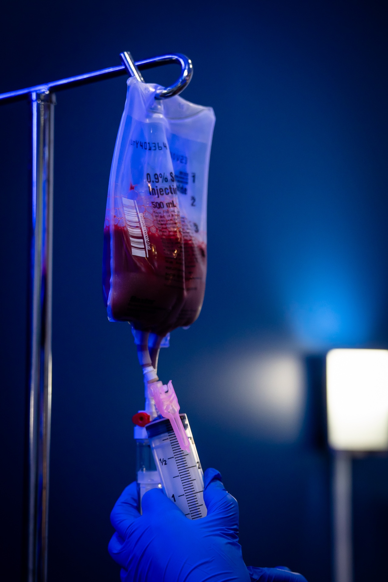 iCRYO Branford Ozone UV IV therapy session in private infusion lounge